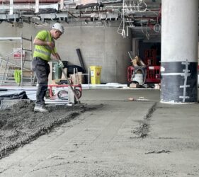 Laser-Guided Screed Robot Rapidur® EB5 Rapid Dry Screed B Doherty Mobile Factory